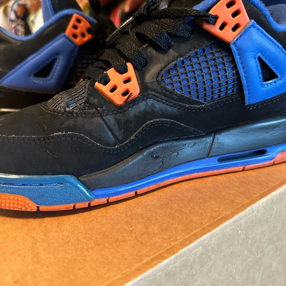 Jordan 4 Retro 2012 CAVS 6Y GS(Grade School) - Picture 12 of 15